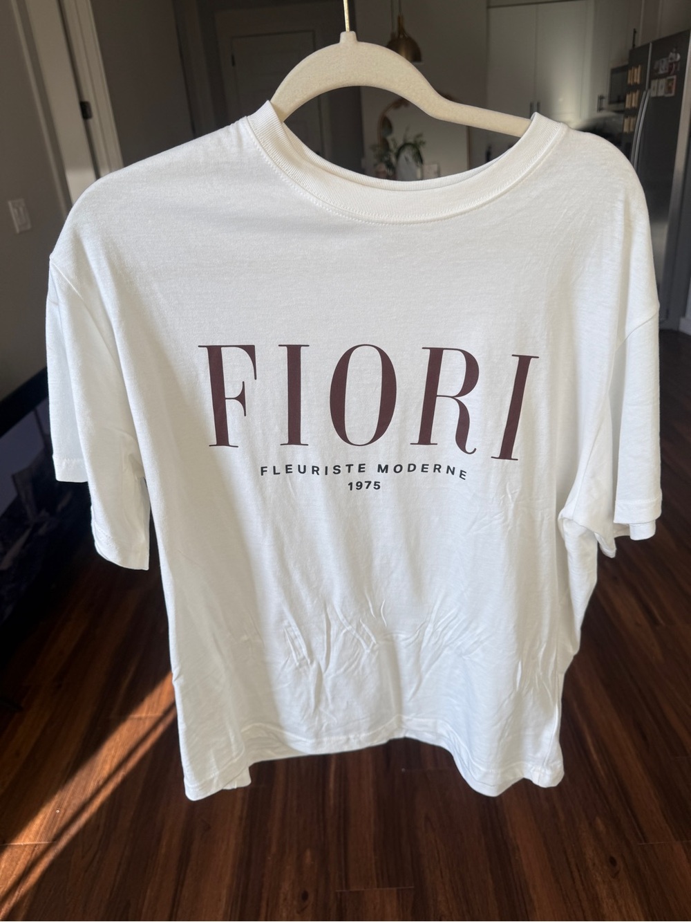 White Graphic Tee - Fleuriste Moderne